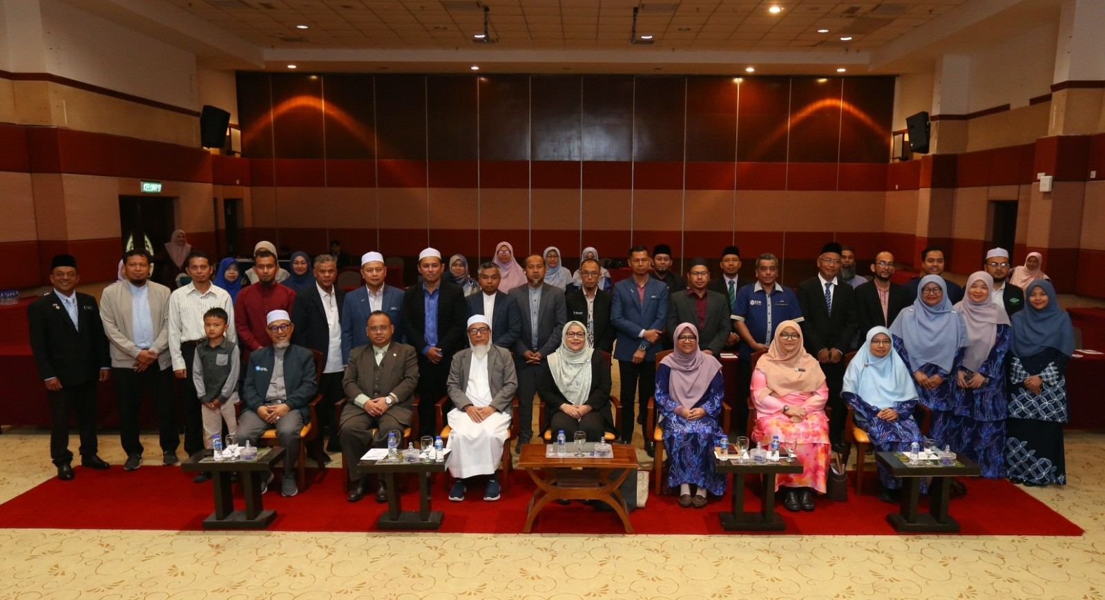 UUM and FICT Expand Collaborative Opportunities with MoU Signing