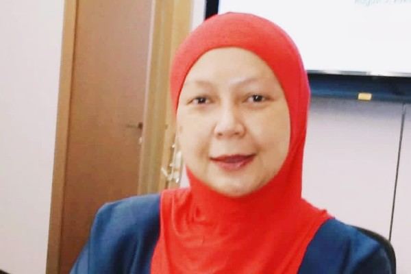 UUM FEMALE PROFESSOR IS AMONGST THE WORLD'S TOP 2% SCIENTISTS