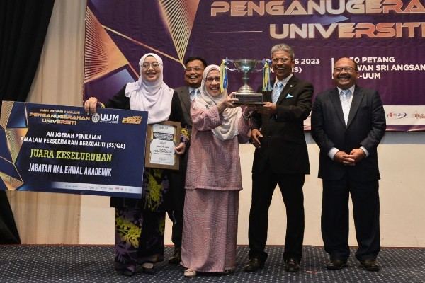 UUM STAFF ENCOURAGED TO USE SOCIAL MEDIA RESPONSIBLY