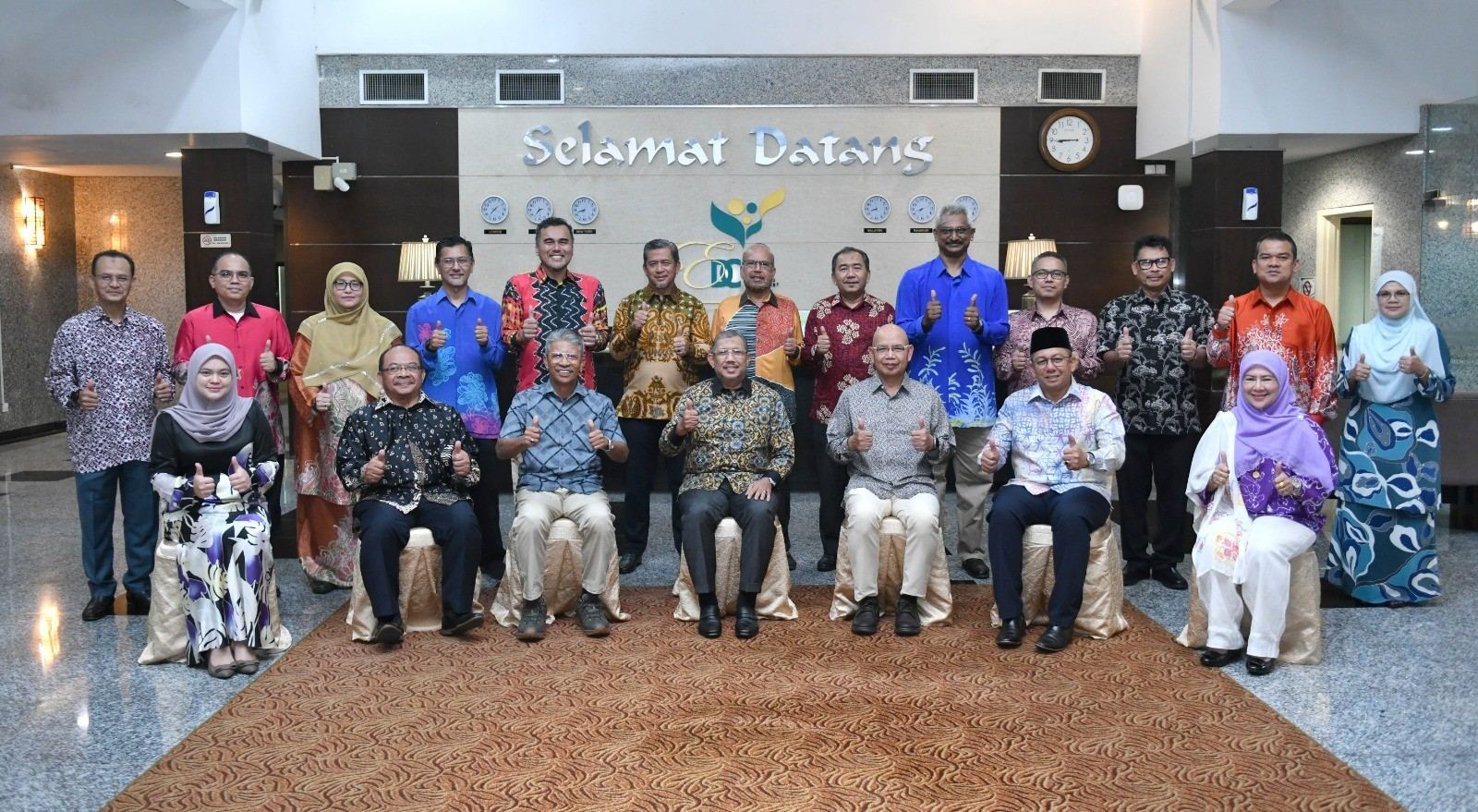 UUM HONOURS FORMER UNIVERSITY LEADERS AT DISTINGUISHED LEADERSHIP CEREMONY