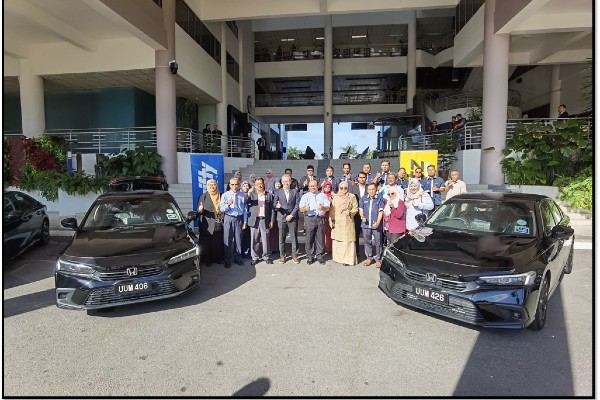 UUM RENTS FOUR HONDA CIVIC CARS FOR STAFF COMFORT AND SAFETY