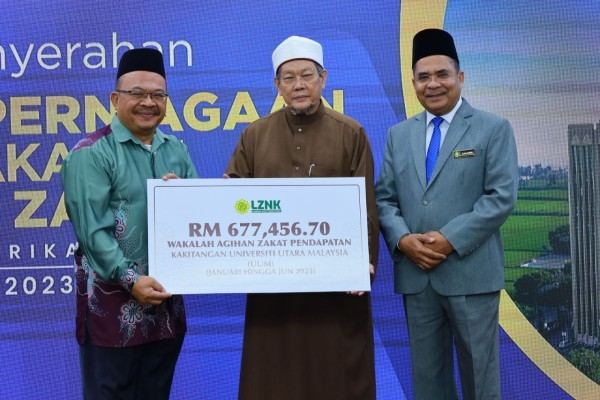 UUM UNDERPRIVILEGED STUDENTS AND STAFF ELIGIBLE TO RECEIVE MORE THAN RM670,000 IN ZAKAT PROCEEDS