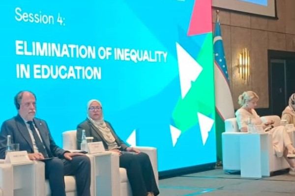 UUM AKTIF DALAM GLOBAL EDUCATION FORUM DI UZBEKISTAN
